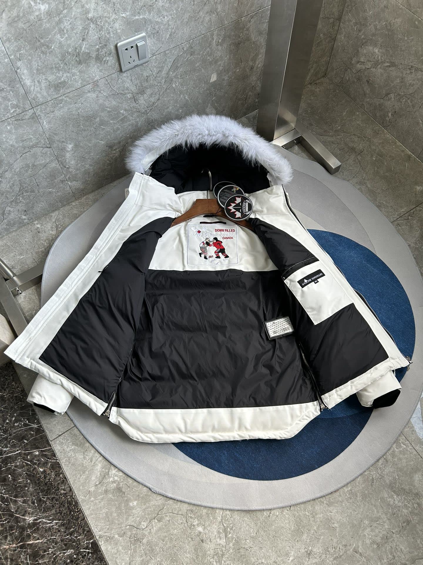 Moose Knuckles Down Jacket Moose Knuckles Down Jacket